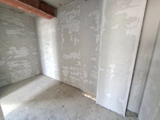 1000025301